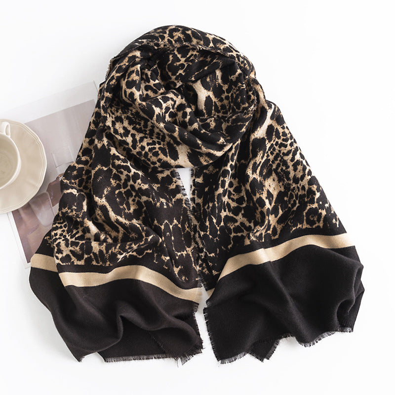 Wholesale Leopard Cashmere Print Insulated Scarf